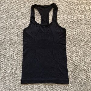 LULULEMON Swiftly Tech Racerback Tank Top Black Size 4 Stretch Soft Run EUC